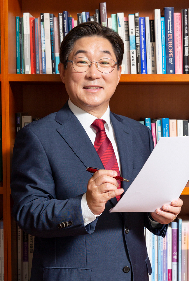 김동원 교수 차기 총장 고려대