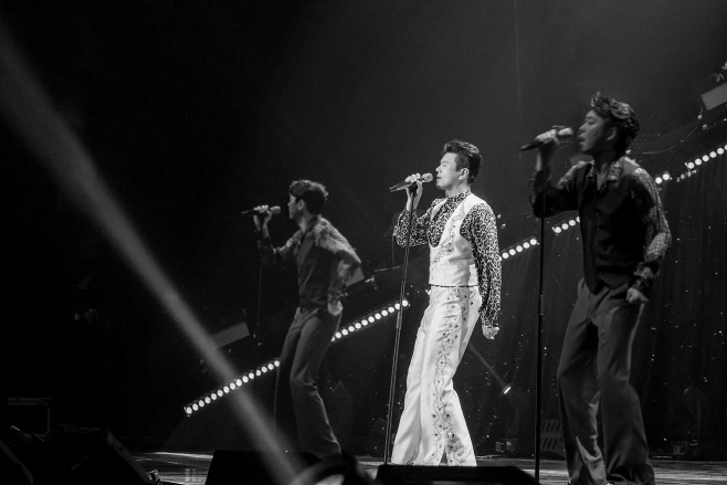 박진영_단독 콘서트_GROOVE BACK (2)