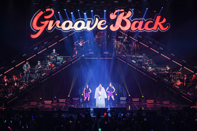 박진영_단독 콘서트_GROOVE BACK (1)