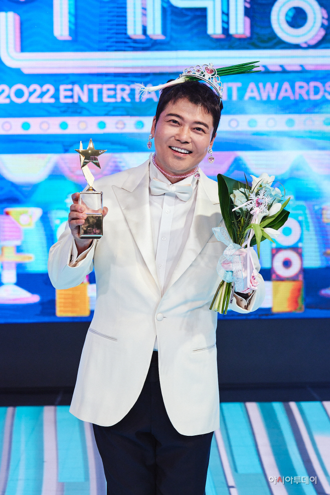 전현무