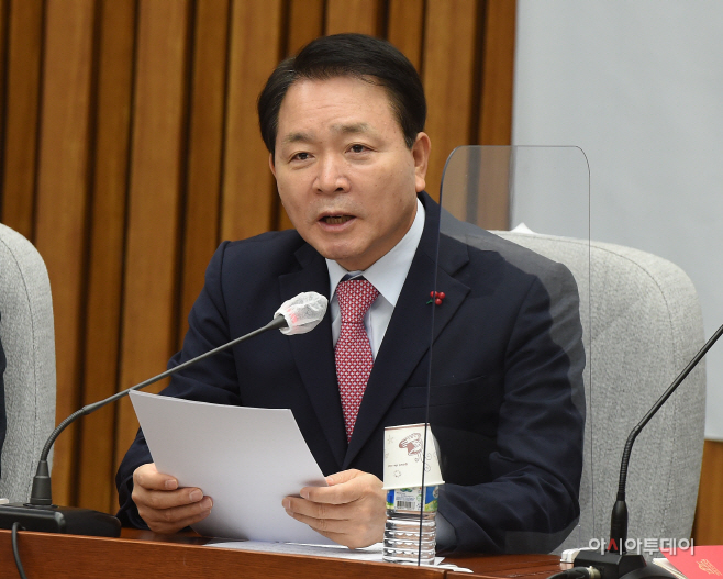 [포토] 발언하는 성일종 정책위의장