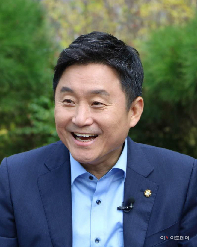 ㄱ 최인호