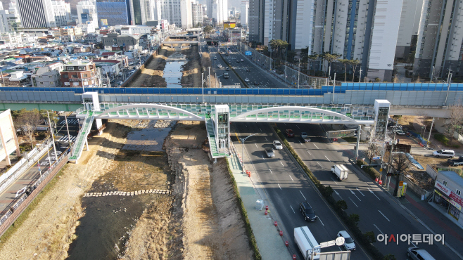 석전동 인도교