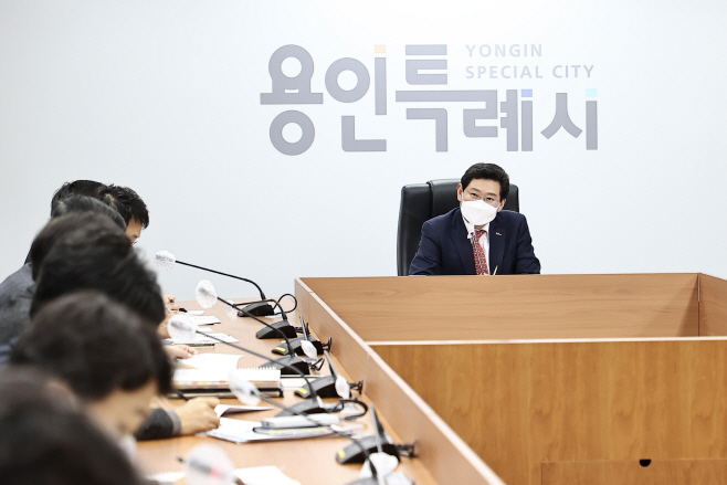 이상일