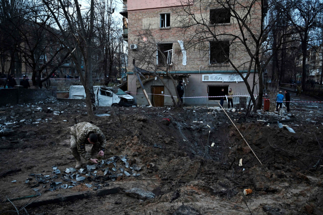 TOPSHOT-UKRAINE-RUSSIA-CONFLICT-WAR