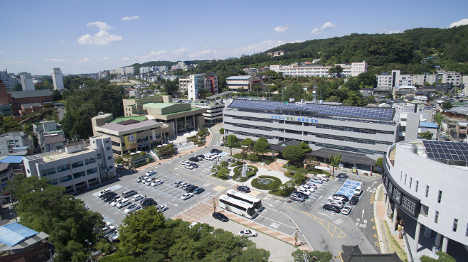 0126-3 시청 전경