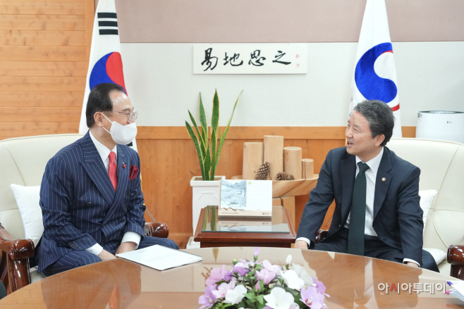 공원녹지과(박상돈 천안시장 산림청 찾아 국비 지원 건의)1