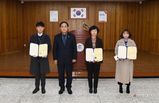 창녕군, 2022년 하반기 국민신문고 민원처리 우수 공무원 시상3