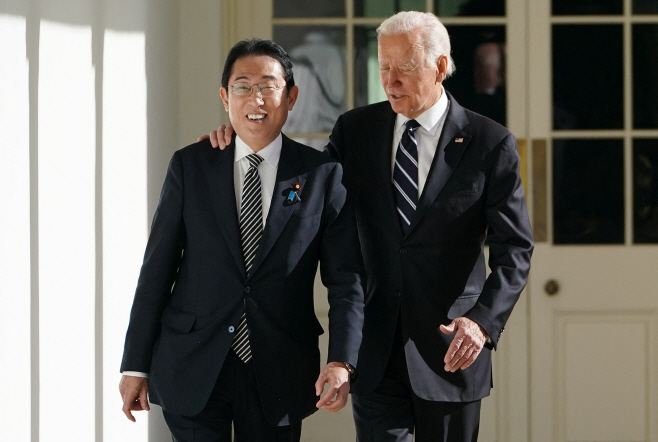 US-JAPAN-DIPLOMACY-BIDEN-KISHIDA