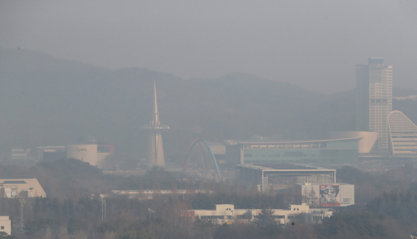 대전도 미세먼지 비상저감조치 시행<YONHAP NO-1592>