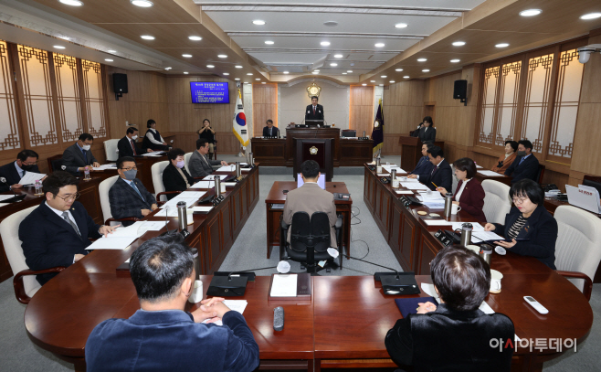 2023.02.08(수) 홍성군의회 제292회 임시회 개회 (1)