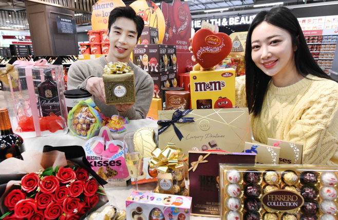 홈플러스, ‘발렌타인데이 기획전’ 개최 (1)