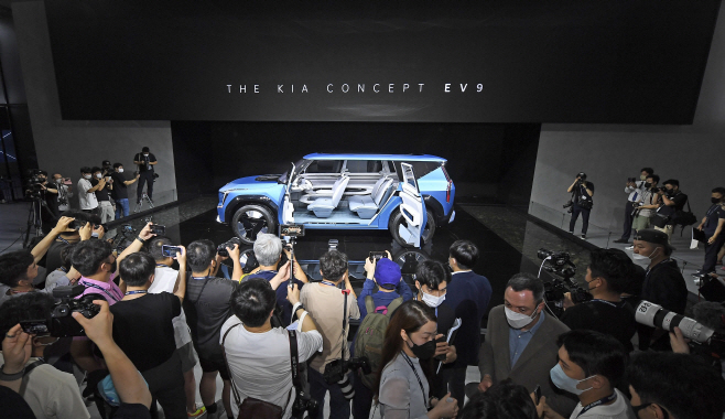 (사진 12) 기아, 2022 부산모터쇼 참가