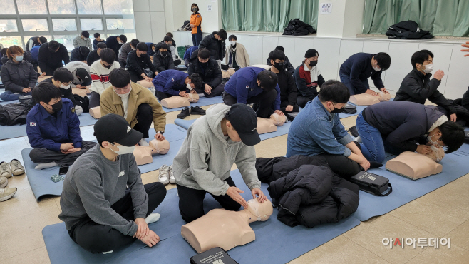 안양시 사회복무요원 심폐소생술 교육 사진 1