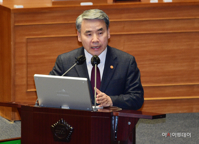 [포토] 답변하는 이종섭 국방부 장관