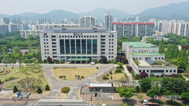 시청 청사 사진 1