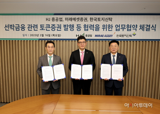 관련사진