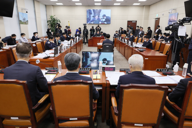 국회 국방위원회 전체회의