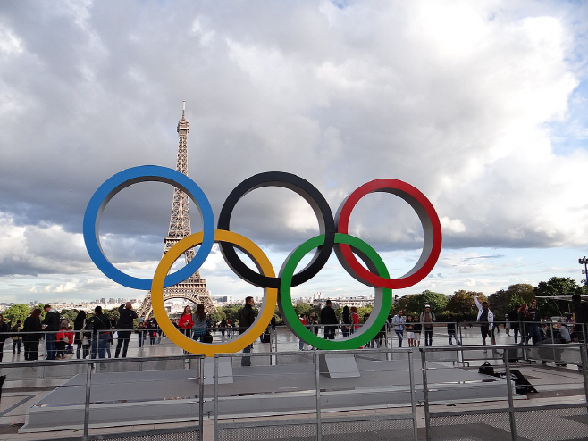 1200px-Olympic_rings