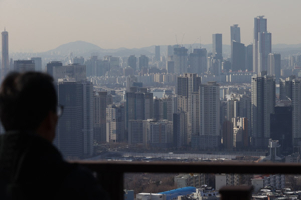 남산에서 바라본 서울 아파트 일대 전경