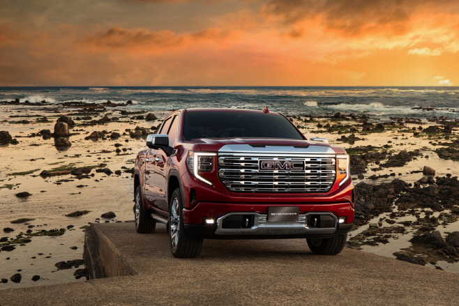사진자료_GMC, 시에라 드날리(Sierra Denali)_1