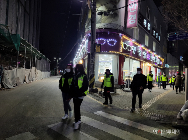 수원시,재수원중국교민회와 함께 외국인 밀집지역 야간 순찰