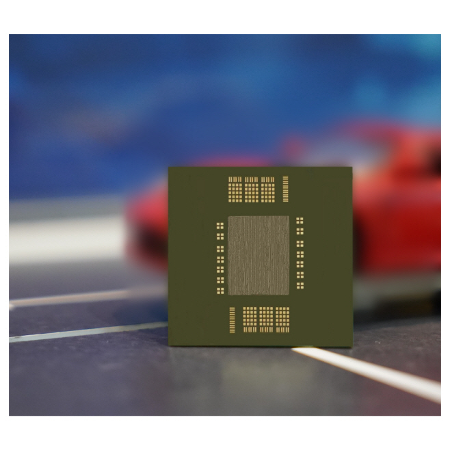 [참고사진]삼성전기 전장용 반도체기판(FCBGA)샘플사진(2)