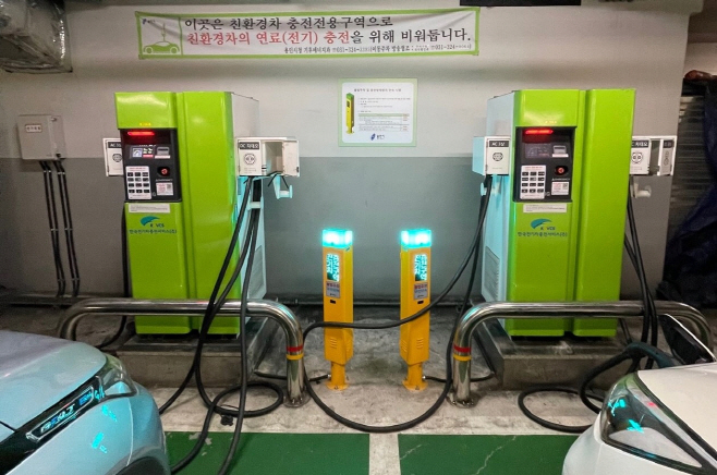 고속 충전기 관제 장치