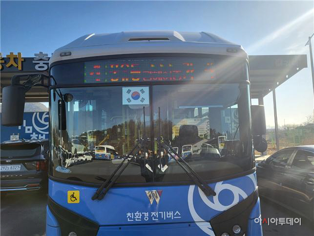 삼일절 태극기