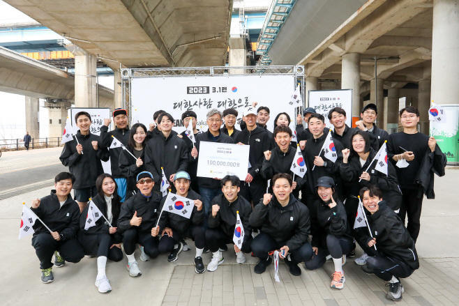 [카카오뱅크_보도자료이미지]3.1런2_230301