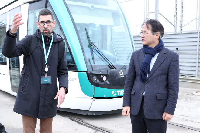 트램베소스를 방문한 이동환 고양시장/제공=고양시