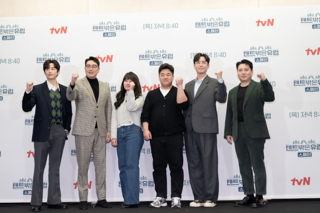 텐트밖(스페인)_26