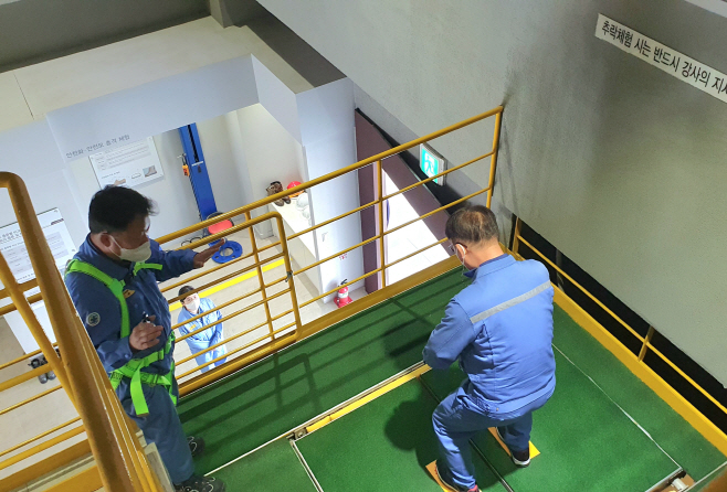 (1) 개구부추락체험