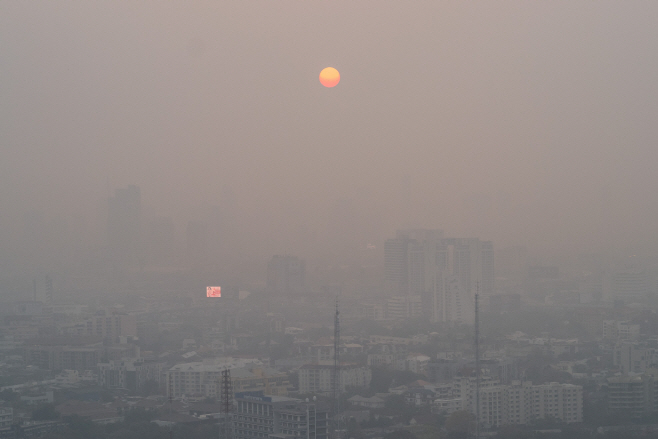 THAILAND-POLLUTION/ <YONHAP NO-1279> (REUTERS)