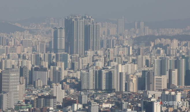 서울 남산에서 바라본 아파트 단지 전경