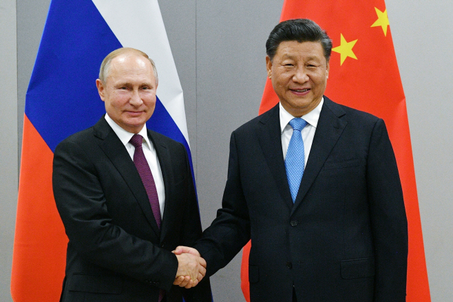 Russia China <YONHAP NO-4392> (AP)