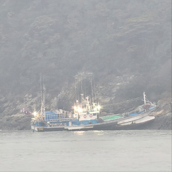 진도군 광대도 인근 해상 좌초선박 발생
