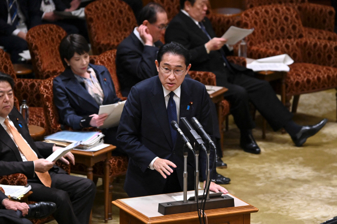 JAPAN-POLITICS <YONHAP NO-4000> (AFP)