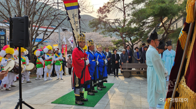 벚꽃과 함께한 ‘제28회 부곡온천축제’성료1