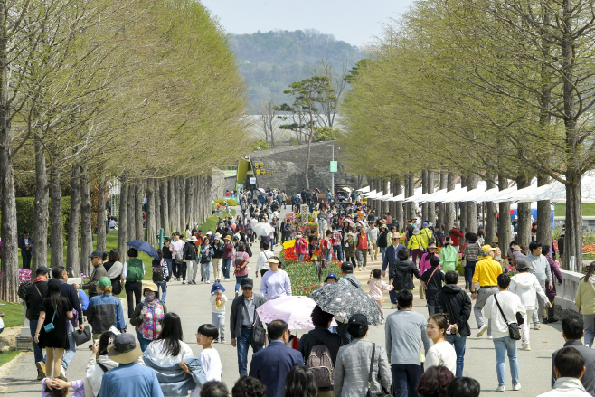 2023순천만국제정원박람회를 찾은 관람객들