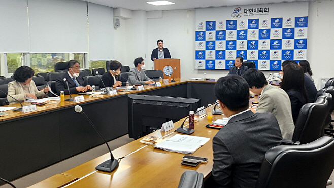 보도(026-1)제1차 회규심사·자문위원 회의 사진