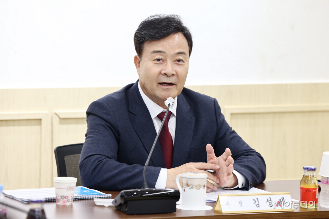 1.(사진)의왕교육행복센터 기본계획 용역 중간보고회(2)