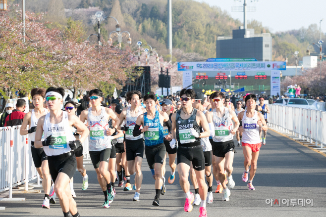 군산 새만금 국제마라톤대회