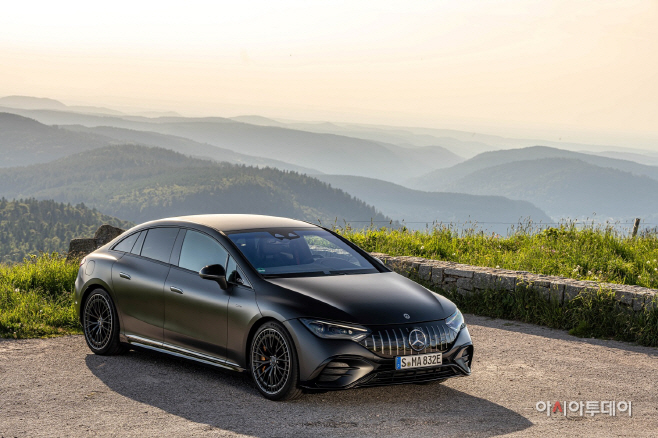 사진1-더 뉴 메르세데스-AMG EQE