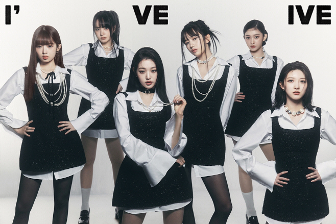 01_아이브_정규1집_I’ve IVE_단체1