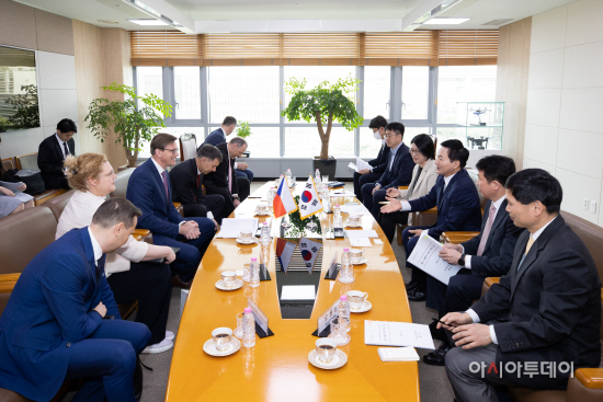 (04.13)(동정)_체코_교통부장관_면담_-_1