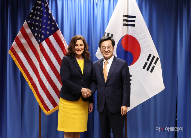 그레첸 휘트머(Gretchen+Whitmer) 미시간 주지사 면담