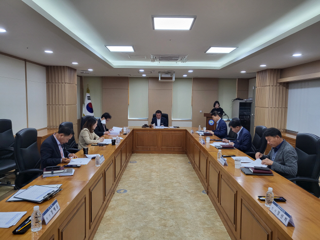 특별장학생 심사위원회