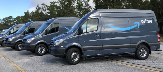 Amazon_Prime_Delivery_Trucks