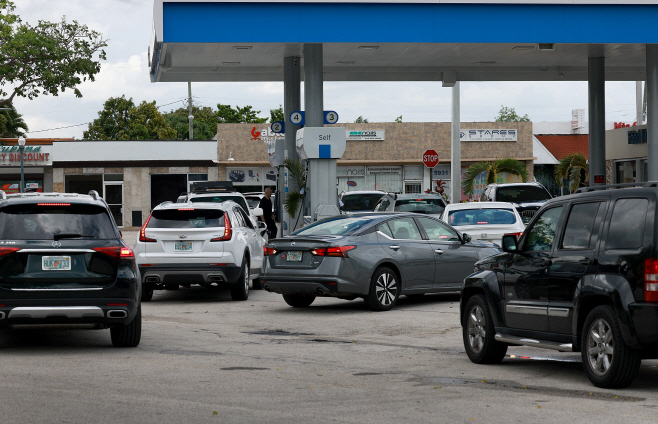 US-SOUTH-FLORIDA-SUFFERS-FROM-GAS-SHORTAGES-AFTER-LAST-WEEK'S-SE